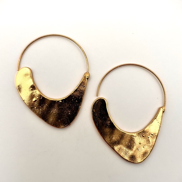Anthropologie Jewelry - Anthropology Carissa Crescent gold earrings